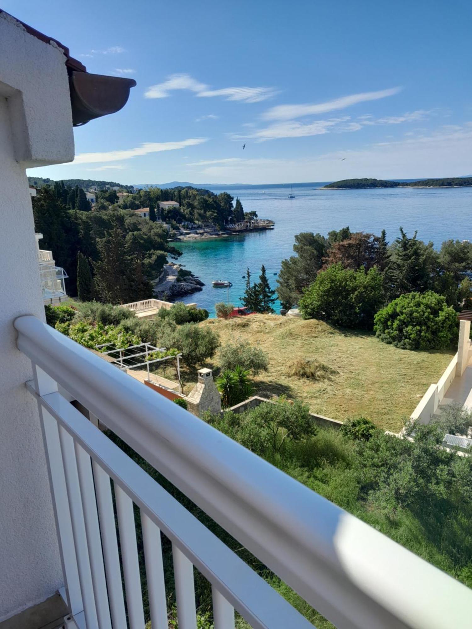 Feelhvar Along Bluelagoon Beach 흐바르 객실 사진